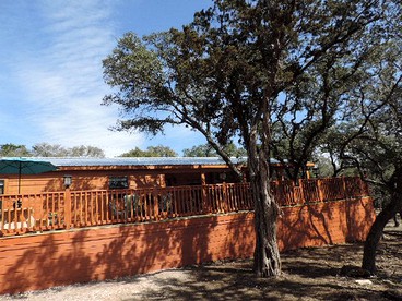 Spacious and Family-Friendly Cabin Rental near San Antonio, Texas - glamping.directory