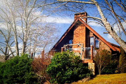 Luxury Cottage Ranch with Hot-Tub, Theater and Pool Table in Watauga County, North Carolina - glamping.directory