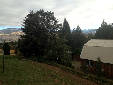 Rustic Countryside Barn Rental for Unique Getaway near Ashland, Oregon - Ashland, Oregon - glamping.directory