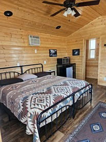 Cozy Cabin for Two in Escalante, Utah - Perfect for a Romantic Mountain Getaway - Escalante, Utah - glamping.directory
