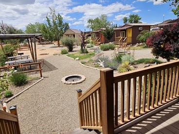 Cozy Cabin for Two in Escalante, Utah - Perfect for a Romantic Mountain Getaway - Escalante, Utah - glamping.directory