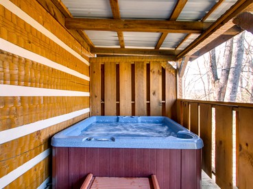 Smoky Mountain Serenity: Your Dream Vacation Awaits in this Perfect Cabin with Hot Tub - Sevierville, Tennessee - glamping.directory