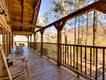 Smoky Mountain Serenity: Your Dream Vacation Awaits in this Perfect Cabin with Hot Tub - Sevierville, Tennessee - glamping.directory