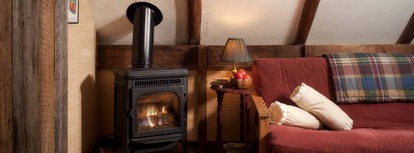 Charming Two-Person Suite Rental for Getaway to Mad River Valley, Vermont - Warren, Vermont - glamping.directory