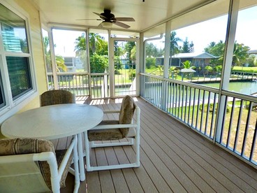 Spacious Waterside Cottage with Private Dock with Easy Access to Placida Bay and the Gulf of Mexico on Little Gasparilla Island, Florida - Placida, Florida - glamping.directory