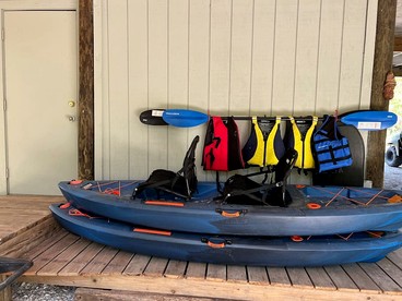 Charming Tropical Treehouse with Kayaks near Little Gasparilla Island, Florida - Placida, Florida - glamping.directory