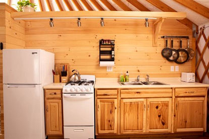 Bluebird yurt - Stockton Spring, Maine - glamping.directory