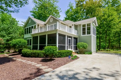 Stunning Beach Villa with a Private Hot Tub near the Lake in Saugatuck, Michigan - glamping.directory
