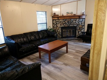 Family-Friendly Cabin Rental in Coastal Georgia near the Golden Isles - Brunswick, Georgia - glamping.directory