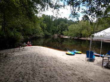Family-Friendly Cabin Rental in Coastal Georgia near the Golden Isles - Brunswick, Georgia - glamping.directory