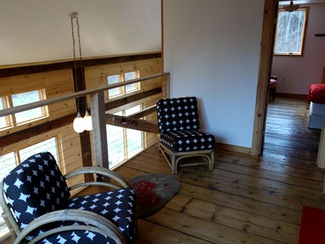Charming Cabin Getaway with a Wood-Burning Stove in Chesterfield, Massachusetts - Chesterfield, Massachusetts - glamping.directory