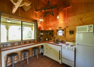 Unique Elevated Cabin Rental with Whirlpool Tub near Somerville Lake, Texas - Brenham, Texas - glamping.directory