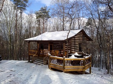 Peaceful Mountain Cabin with Mt Yonah Views with Fire Pit and Outdoor Dining in Sautee Nacoochee, Georgia - glamping.directory