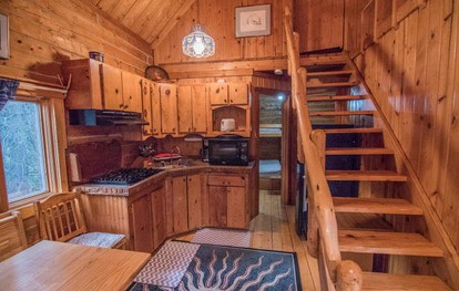Charming Cabin Rental with Spectacular Views near Kenai Fjords National Park, Alaska - Sterling, Alaska - glamping.directory