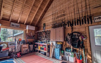 Charming Cabin Rental with Spectacular Views near Kenai Fjords National Park, Alaska - Sterling, Alaska - glamping.directory