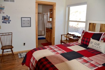 Lakefront Cabin with BBQ Grill, Perfect for a Weekend of Fishing in Red Feather Lakes, Colorado - Red Feather Lakes, Colorado - glamping.directory