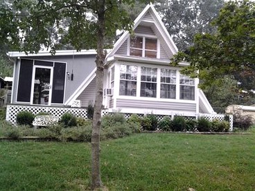 Modern A-Frame Cabin with a Hot Tub near Millwood Lake, Arkansas - Ashdown, Arkansas - glamping.directory