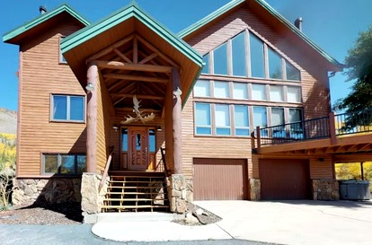 Spacious Cabin BBQ, Ping Pong Table and Deck in Silverthorne, Colorado - glamping.directory
