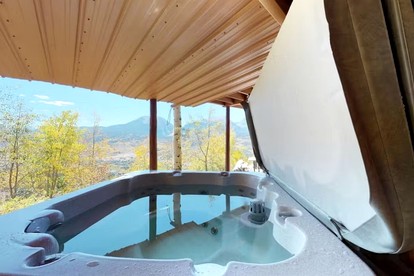 Spacious Cabin BBQ, Ping Pong Table and Deck in Silverthorne, Colorado - Silverthorne, Colorado - glamping.directory