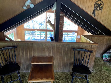 Gorgeous Cabin Rental with a Fabulous Deck for a Getaway in California - Camp Nelson, California - glamping.directory