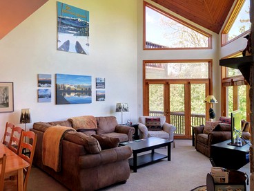 Gorgeous New Hampshire Vacation Home in the White Mountains - Carroll, New Hampshire - glamping.directory