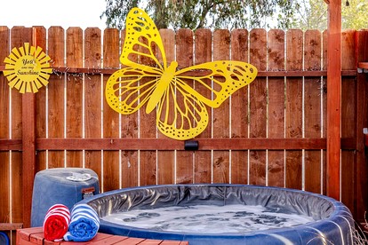 Cozy Desert Glamping Escape with Private Hot Tub & Fire Pit in Pinon Hills, California - Pinon Hills, California - glamping.directory