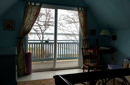Lakeside Cottage with Balcony and Views on Lake Graham, Texas - Graham, Texas - glamping.directory