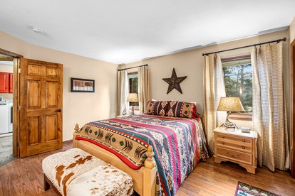 Wooden Rustic Cabin with Hot-Tub and Foosball Table in Estes Park, Colorado - Estes Park, Colorado - glamping.directory