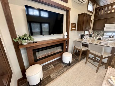 Breathtaking Tiny House Settled Between Trees in Tracy City, Tennessee - Tracy City, Tennessee - glamping.directory