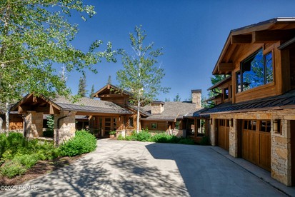Incredible Villa with Fireplace and Pool Table in Park City, Utah - glamping.directory