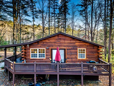 Red Bird Cabin Close to Blue Ridge Mountains - glamping.directory