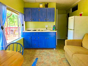 Exquisite and Spacious Vacation Rental in Branson, MO - Branson, Missouri - glamping.directory