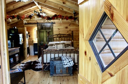Cozy Studio Cabin Surrounded by Nature for a Peaceful Getaway near Gallipolis, Ohio - Gallipolis, Ohio - glamping.directory