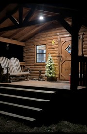 Cozy Studio Cabin Surrounded by Nature for a Peaceful Getaway near Gallipolis, Ohio - Gallipolis, Ohio - glamping.directory