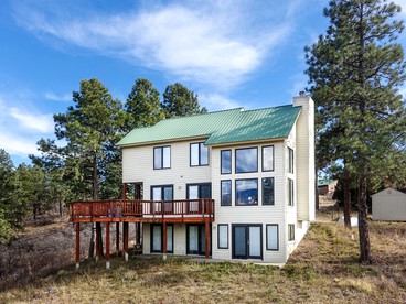 Delightful Cabin Rental with Mountain Views in Durango, Colorado - glamping.directory