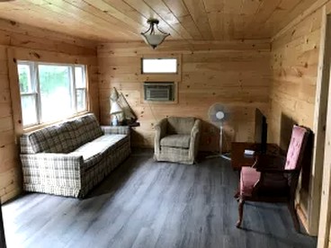 Picturesque Cottage Rentals with Direct Access to Oneida Lake in Cleveland, New York - Cleveland, New York - glamping.directory