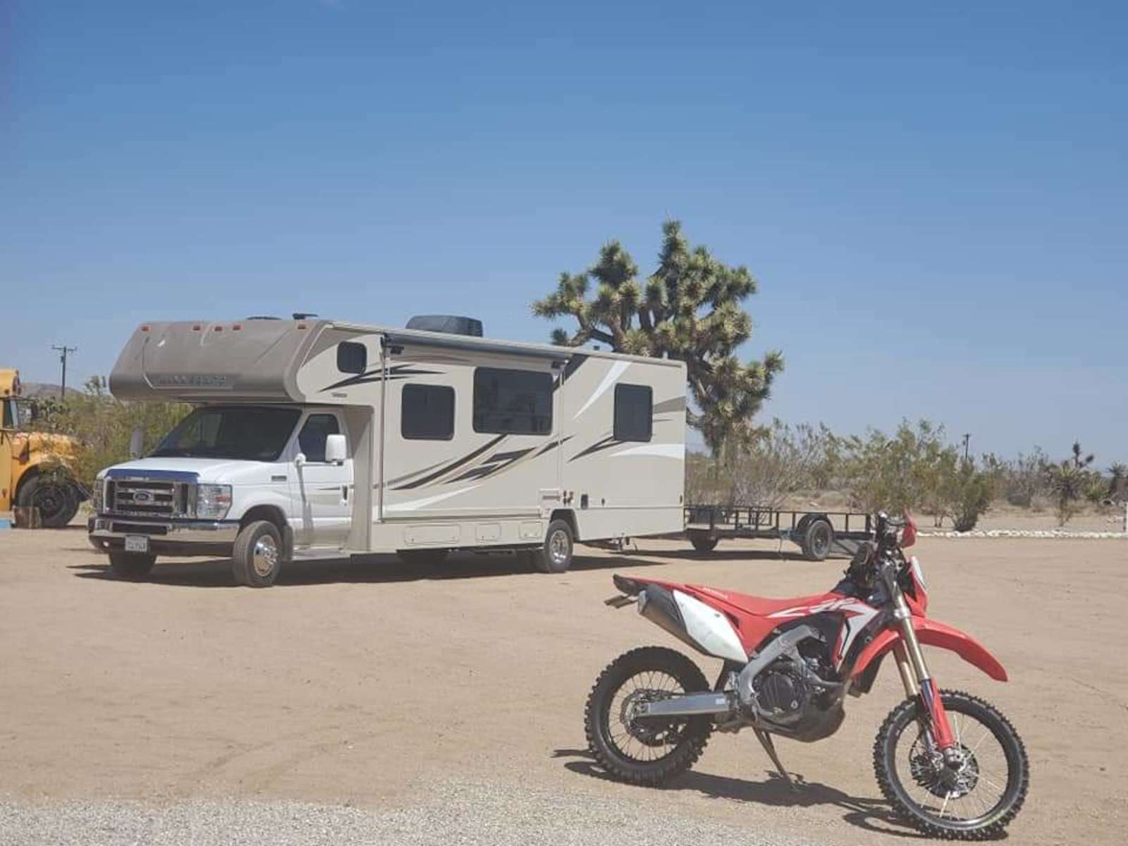 Camp Deb's Place - Yucca Valley, California - glamping.directory