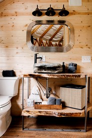 Santeetlah Glamping Getaway in Bryson City, North Carolina - Bryson City, North Carolina - glamping.directory