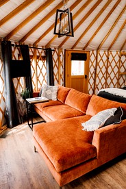 Santeetlah Glamping Getaway in Bryson City, North Carolina - Bryson City, North Carolina - glamping.directory