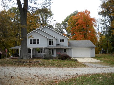 Romantic Room Rental on a Lovely Farm near Hillsboro, Ohio - Leesburg, Ohio - glamping.directory