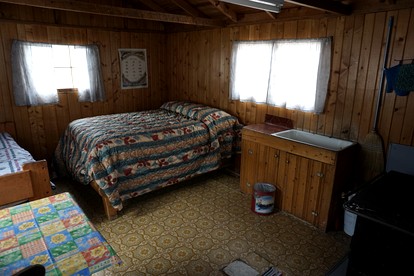 Pet Friendly Fishing Cabin close to Poudre River, Perfect for a Weekend Escape from Fort Collins - Bellvue, Colorado - glamping.directory