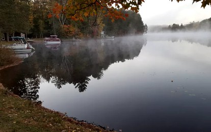 Lakeside Cabin Rental with a Boat Launch near Tomahawk, Wisconsin - Tomahawk, Wisconsin - glamping.directory