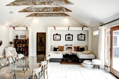 Modern Luxury Rental with Bohemian Decor near Antique Show in Round Top, Texas - Round Top, Texas - glamping.directory