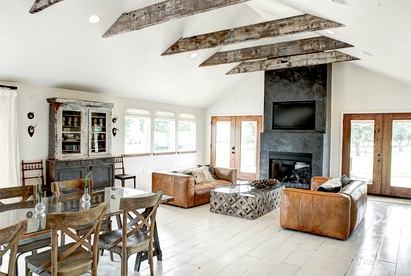 Modern Luxury Rental with Bohemian Decor near Antique Show in Round Top, Texas - Round Top, Texas - glamping.directory