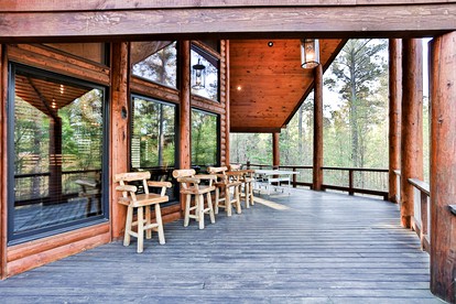 Luxury Glamping Cabin Near Mountain Fork Lake, Oklahoma, Perfect for Family Vacations - Broken Bow, Oklahoma - glamping.directory