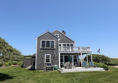 Grand Vacation Rental with 180-Degree Ocean Views on Nantucket, Massachusetts - glamping.directory