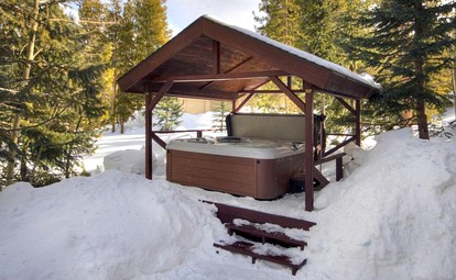Enormous Cabin Retreat for Large Groups near Breckenridge, Colorado - Breckenridge, Colorado - glamping.directory
