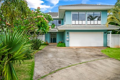 Luxurious Vacation Rental with Lush Garden and Resort Amenities near Beaches on Kauai, Hawaii - Koloa, Hawaii - glamping.directory