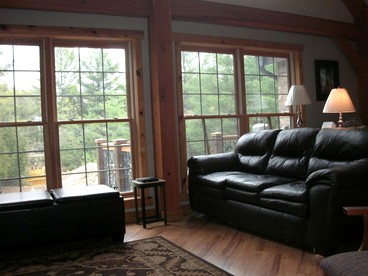 Spacious Cabin Rental for Perfect for a Group Getaway to Fish Creek, Wisconsin - Fish Creek, Wisconsin - glamping.directory
