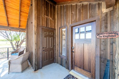 Couples Glamping Cabin for a Romantic Escape near Magnolia - Elm Mott, Texas - glamping.directory